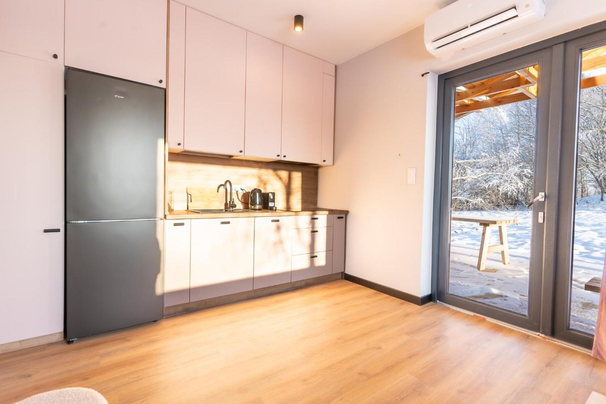 Zielona Zaba Hotel Derc Kültér fotó